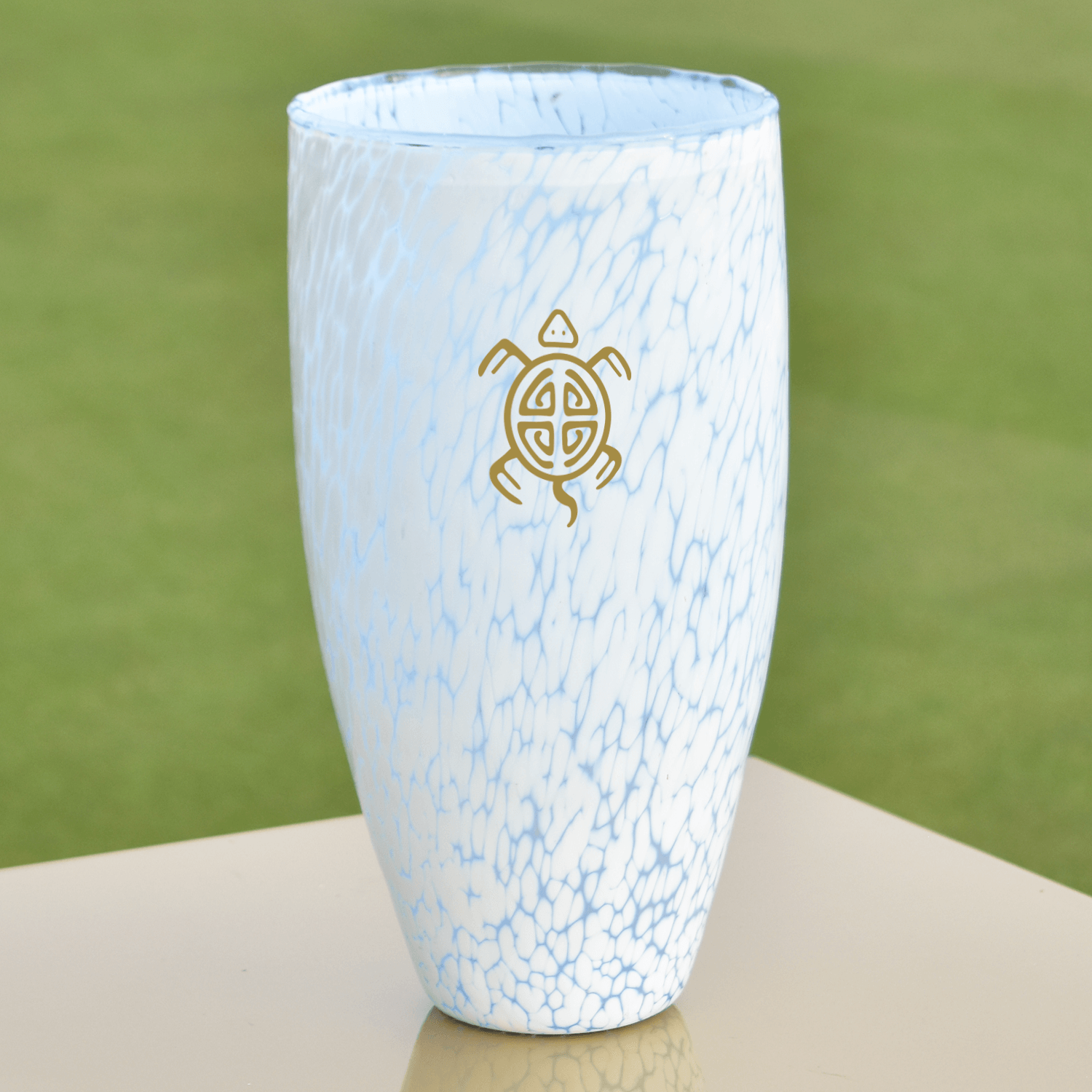 G9083-W_pedestal_heritage_web_2025