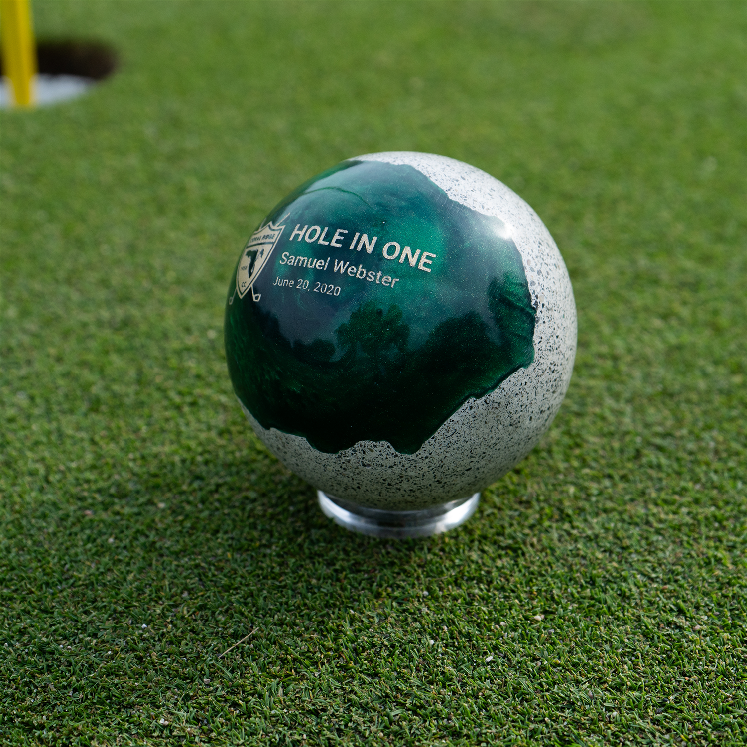 CN-BALL-GN_Lifestyle2