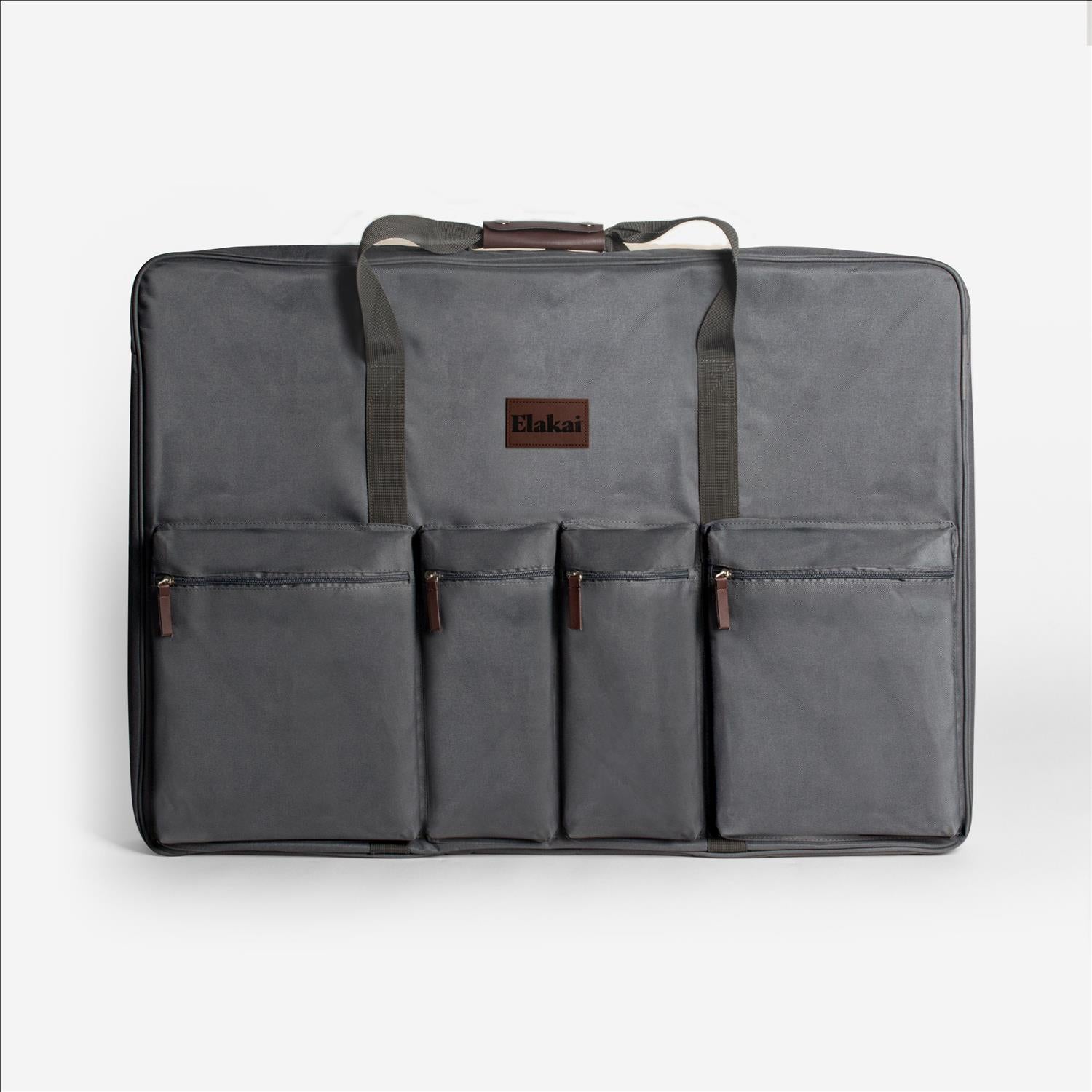 EGG4-00_Elakai_Giant-4-in-a-Row_carry-bag-2_2500x2500_300dpi